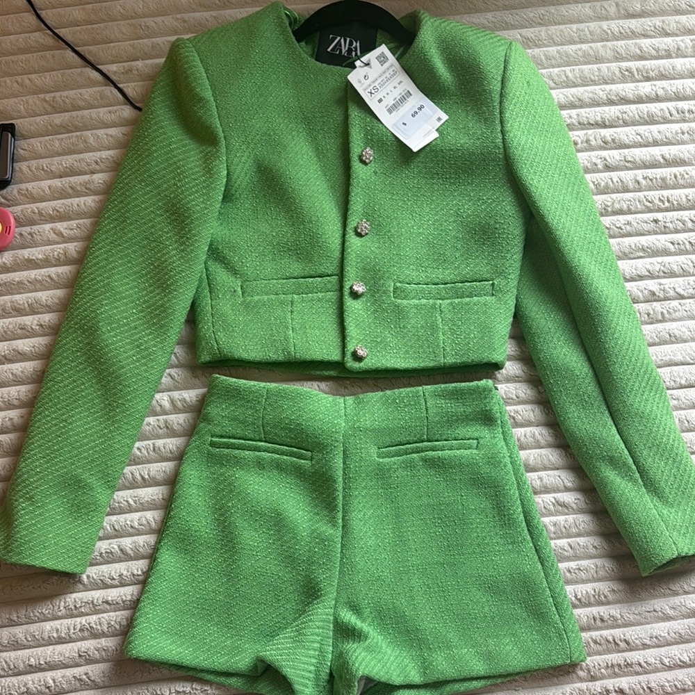Zara Women's Green Jacket & Shorts Set.